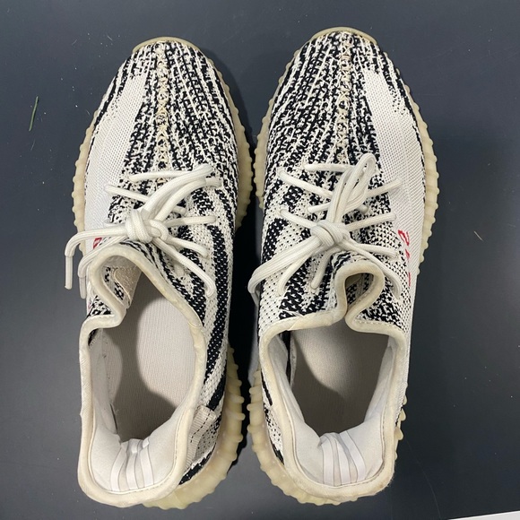 Yeezy 350 zebra - Picture 4 of 8